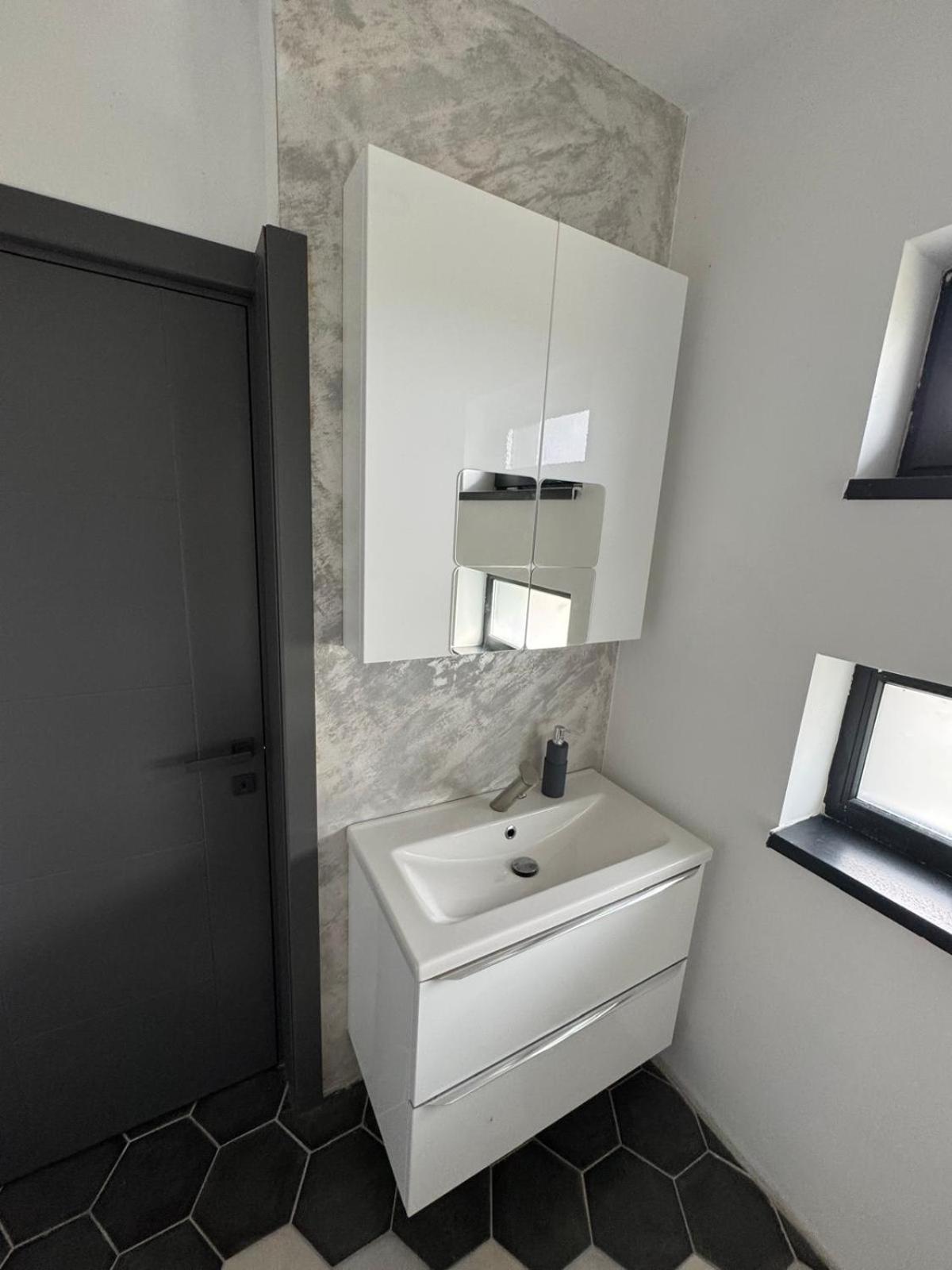 Casira Guesthouse Sînmartin Екстериор снимка